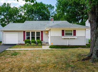 1219 Country Club Rd, Columbus, OH 43227