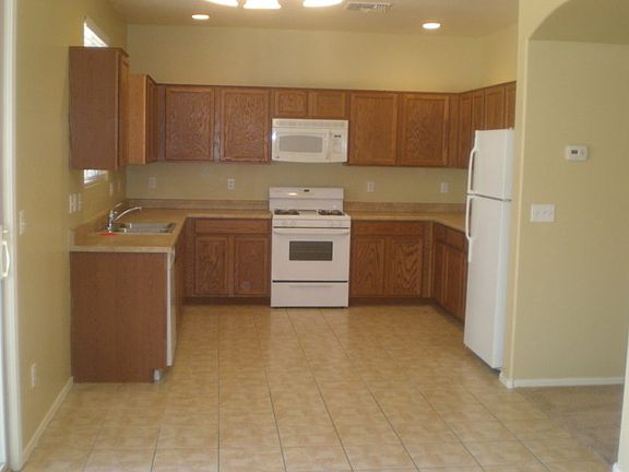 2nd image of 17380 W Pinnacle Vista Dr