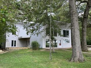 2136 County Road 1300 N, Saint Joseph, IL 61873