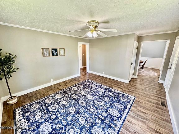 5th image of 55 Green St