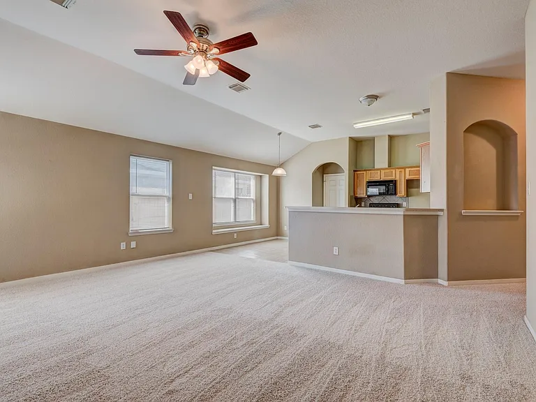 25206 Pepper Ridge Ln — Photo 13