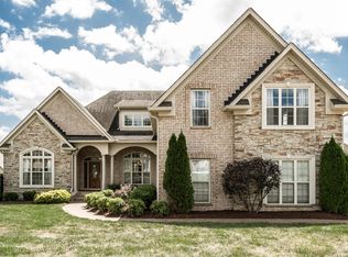 1051 Gadwall Cir, Hendersonville, TN 37075