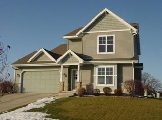 4396 Scenic View Rd, Windsor, WI 53598