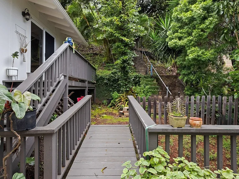 1163 Akipola St — Photo 13