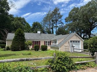 16 Garfield Ave, North Haven, CT 06473