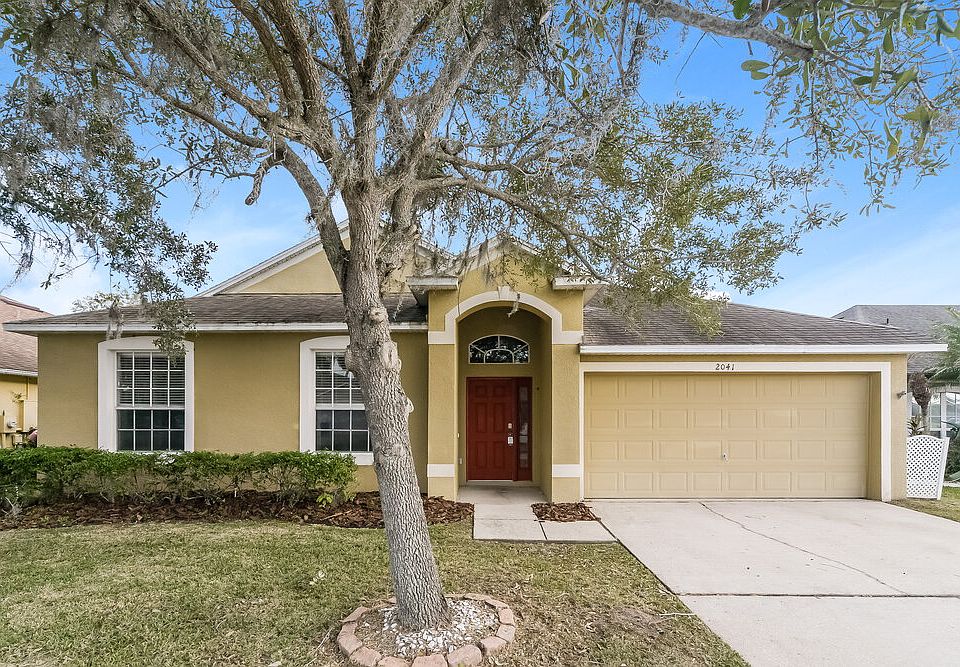 1st image of 2041 The Oaks Blvd