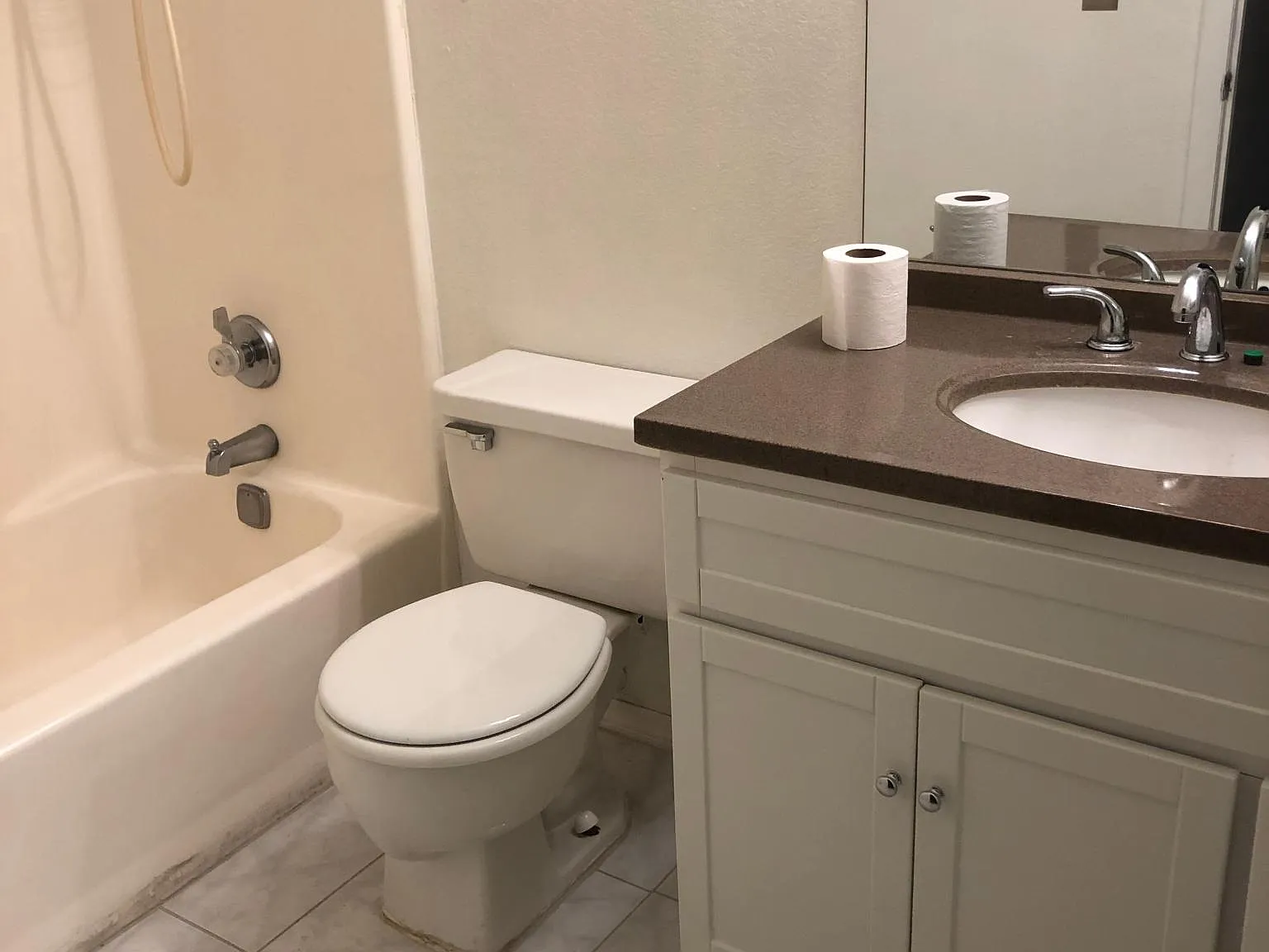 2 bed, 1116 sqft, $1,500 — Photo 4