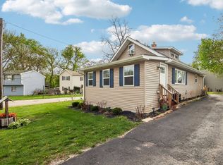 316 Lily Ln, Lakemoor, IL 60051