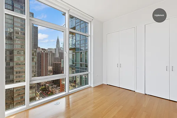 Rented by Triplemint | media 32