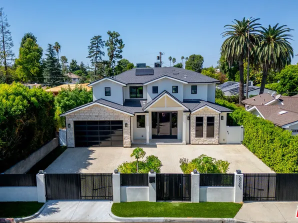5529 Greenbush Ave, Van Nuys, CA 91401