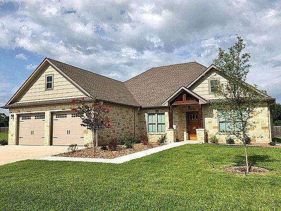 3rd image of 106 Fosters Branch Dr