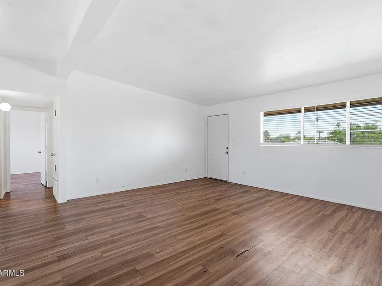 2150 W Missouri Ave #213 — Photo 8