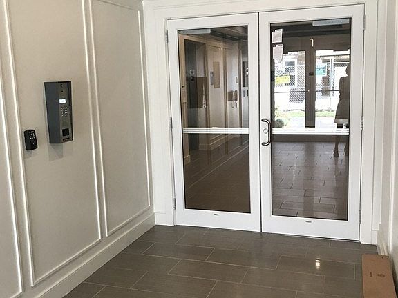 4th image of 130 University Ave #1112