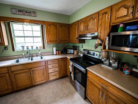 5th image of 203 Doral Dr