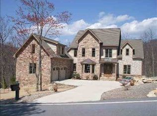 1007 Mountain Summit Rd, Travelers Rest, SC 29690