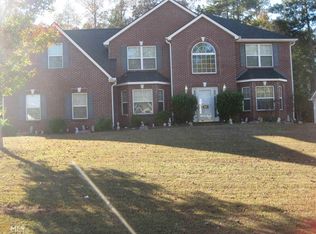 4064 S River Ln, Ellenwood, GA