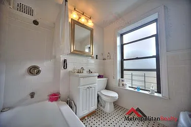 Rented by Metropolitan Realty