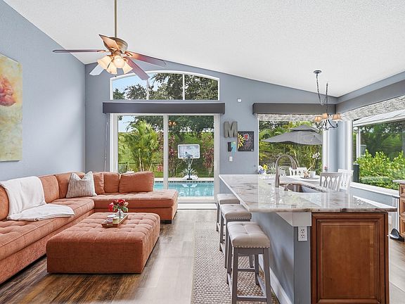 3rd image of 12209 NW 57th Street