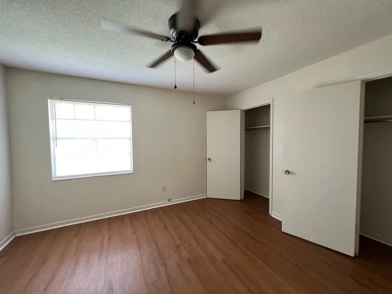 411 W 5th Ave #D6 — Photo 11