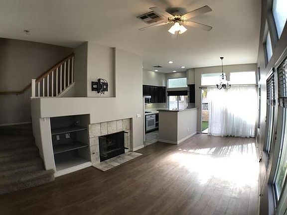 4th image of 11936 Cypress Canyon Rd Unit 2