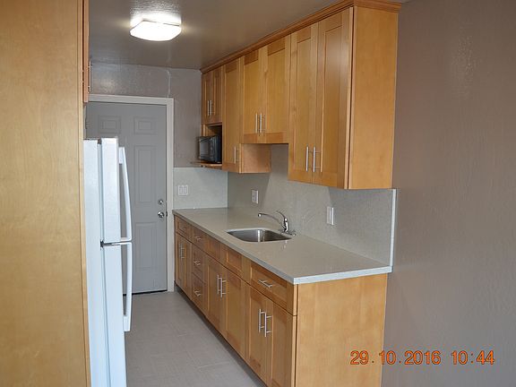 4th image of 72 Garibaldi St #1