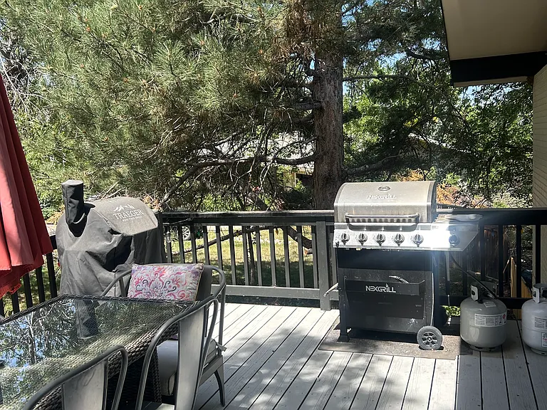 Front dining patio