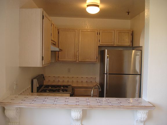 2nd image of 1460 N Mansfield Ave APT 308