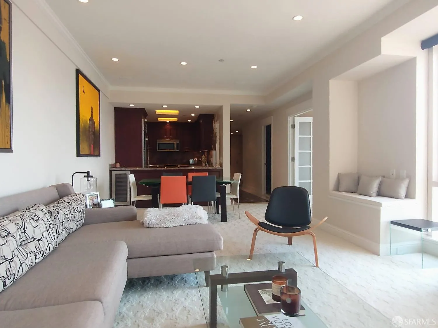 2 bed, 2.0 bath, 1360 sqft, $8,750 — Photo 3