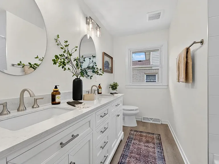 5554 N Navajo Ave — Photo 9