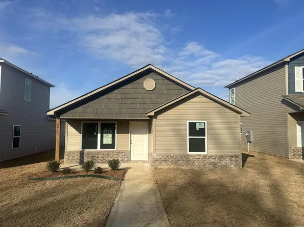 10417 Paul Eells Dr, North Little Rock, AR 72113