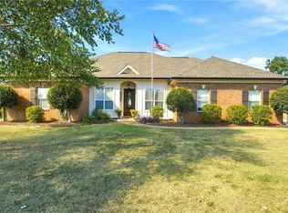 9611 Silverwood Dr, Fairhope, AL 36532