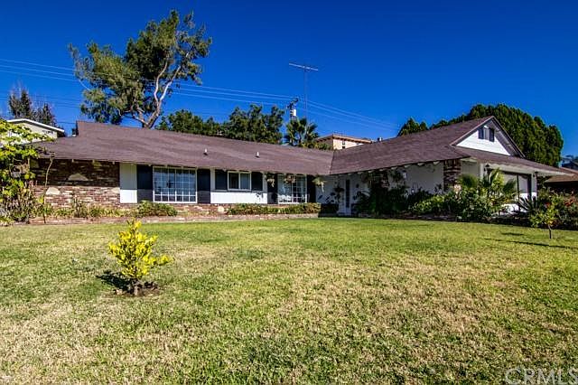 1st image of 3838 Oleander Dr