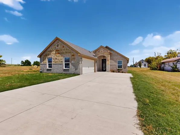 808 Maple St, Ferris, TX 75125