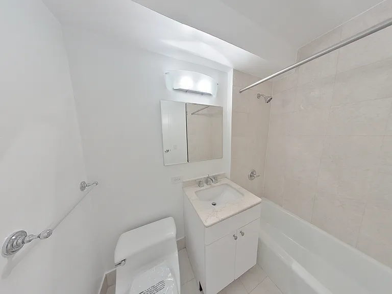 235 W 48th St #12B — Photo 6