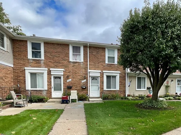 45864 Kensington St, Utica, MI 48317