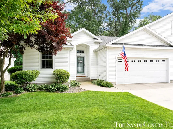 145 Stone Gate Ct, Spring Lake, MI 49456