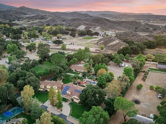 5th image of 27767 Sand Canyon Rd