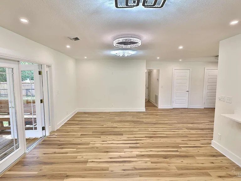 3795 Summer Dr — Photo 13