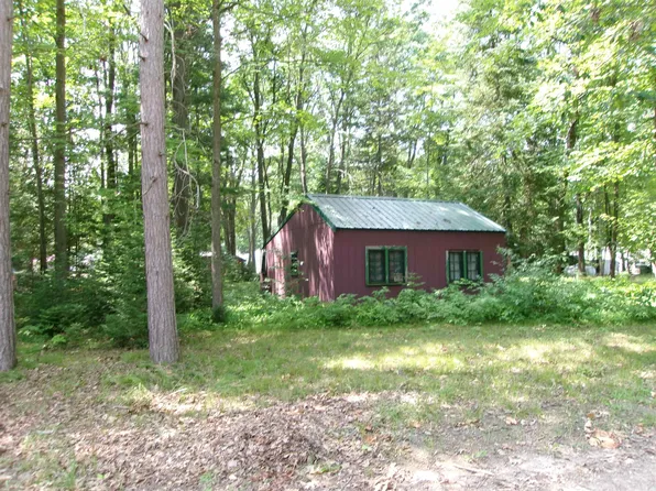 227 Hunters Trl, Lake, MI 48632
