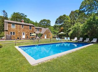19 Petticoat Ln, Shelter Island Heights, NY 11965