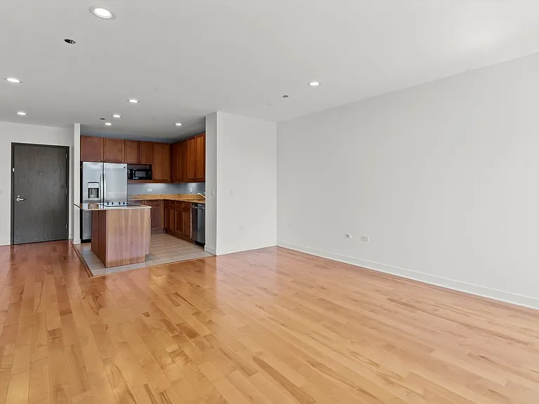 737 W Washington Blvd #2804 — Photo 8