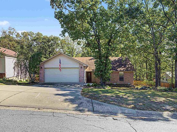 2nd image of 6 Hightrail Dr