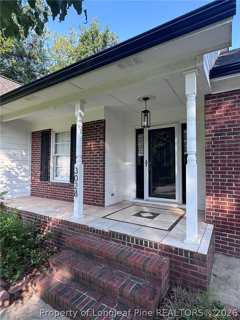 3 bed, 2.0 bath, $1,900 — Photo 1