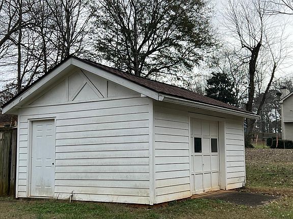 3rd image of 4032 Whispering Forest Ct