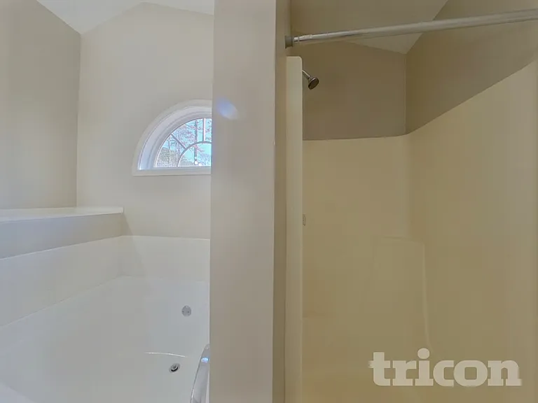 159 Peachtree Glen Dr — Photo 9