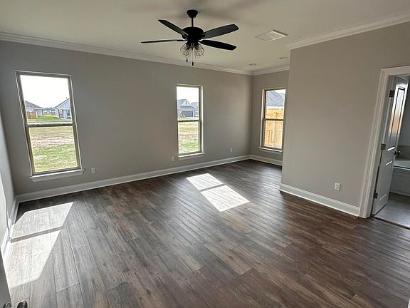 4th image of 114 Lilian Ln