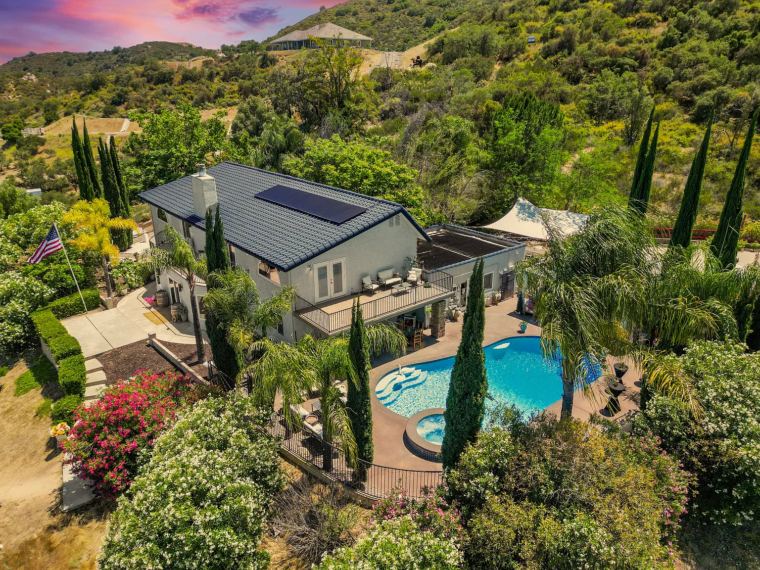 5 bed, 4500 sqft, $7,500 — Photo 4