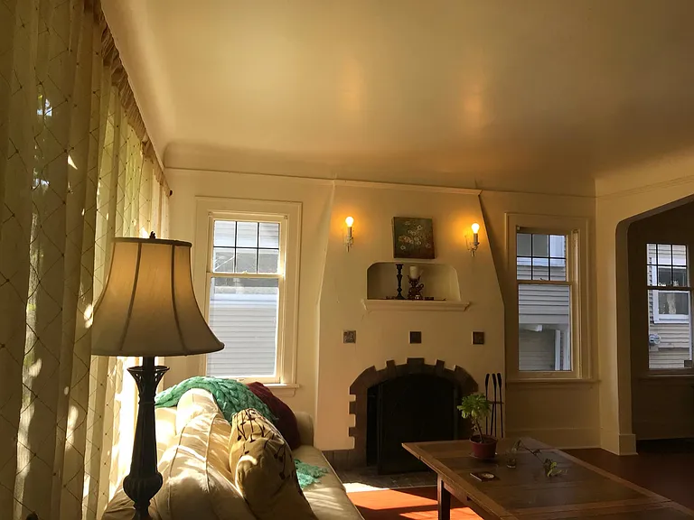 2401 Boylston Ave E #4 — Photo 18