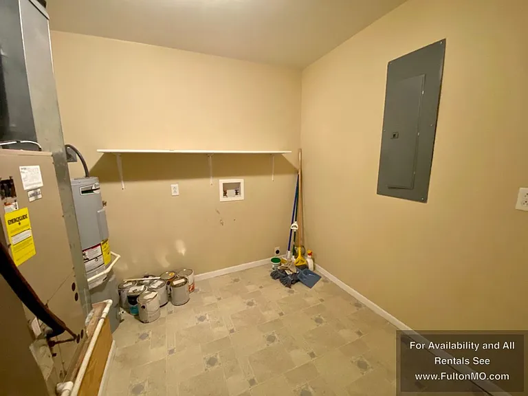 821 Court St #A — Photo 9