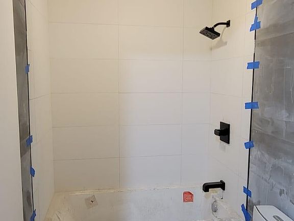 2nd image of 948 W Side Ave #2FK